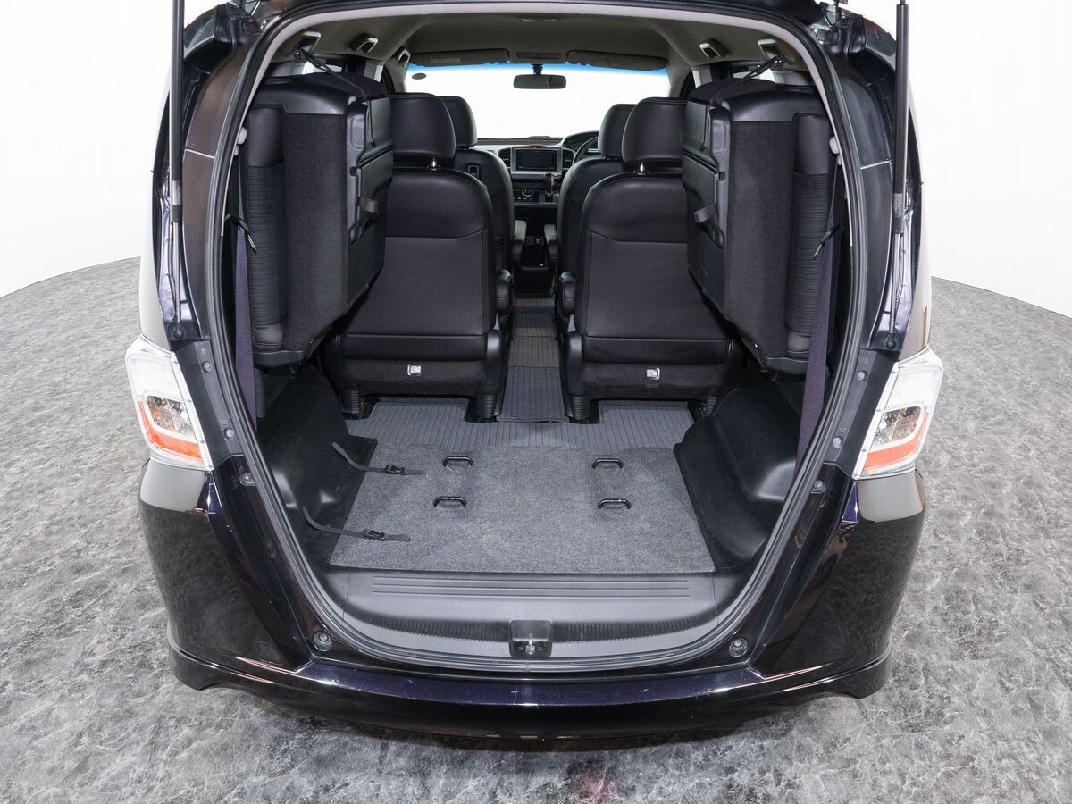 Honda Freed 2011 - фото автомобиля