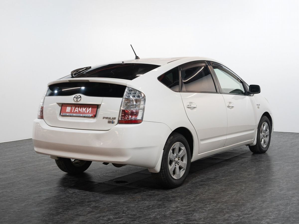 Toyota Prius 2008 - фото автомобиля