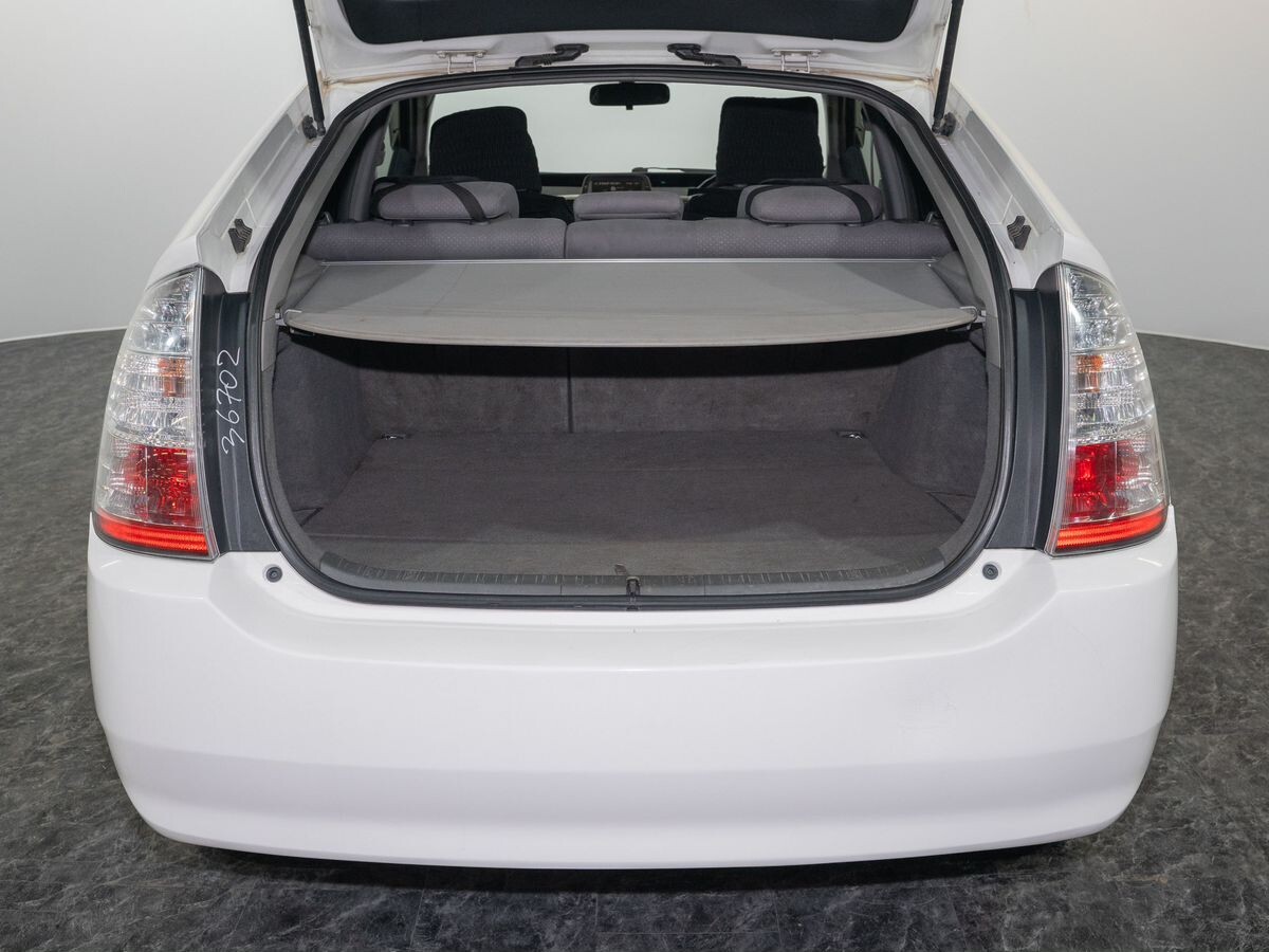 Toyota Prius 2008 - фото автомобиля