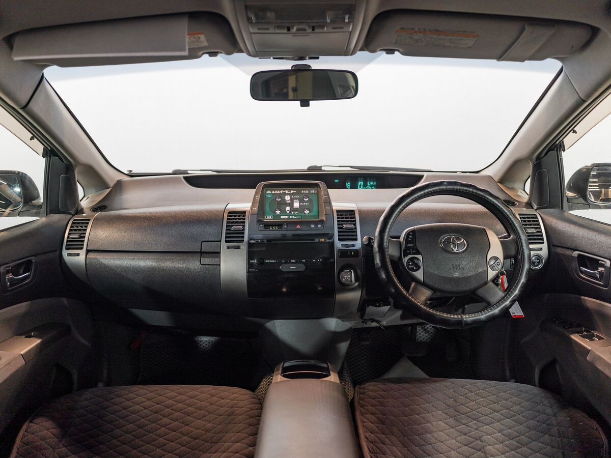 Toyota Prius 2008 - фото автомобиля