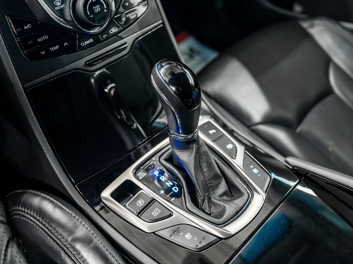 Hyundai Grandeur 2013 - фото автомобиля