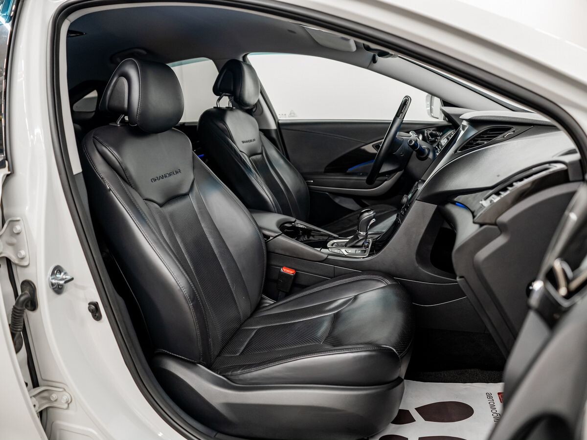 Hyundai Grandeur 2013 - фото автомобиля