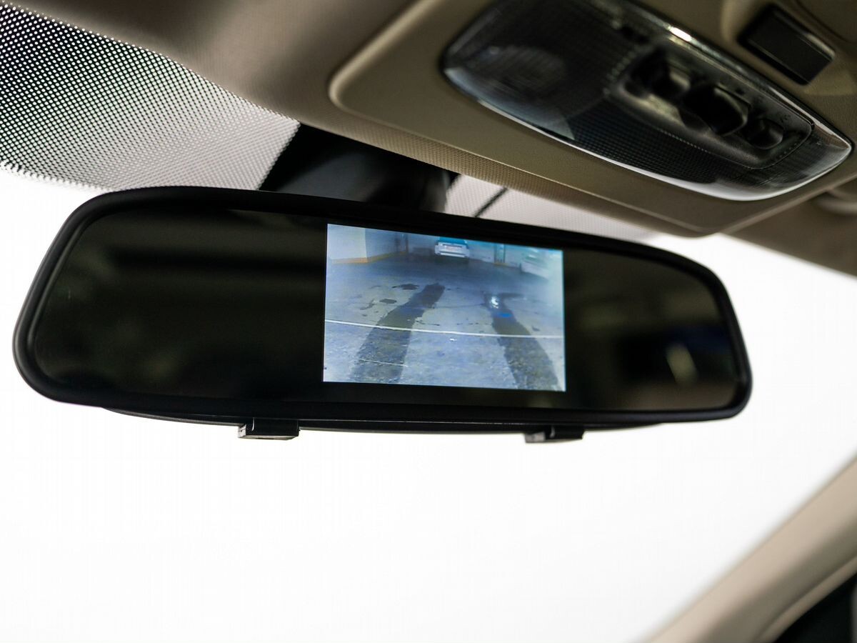 Land Rover Freelander 2012 - фото автомобиля