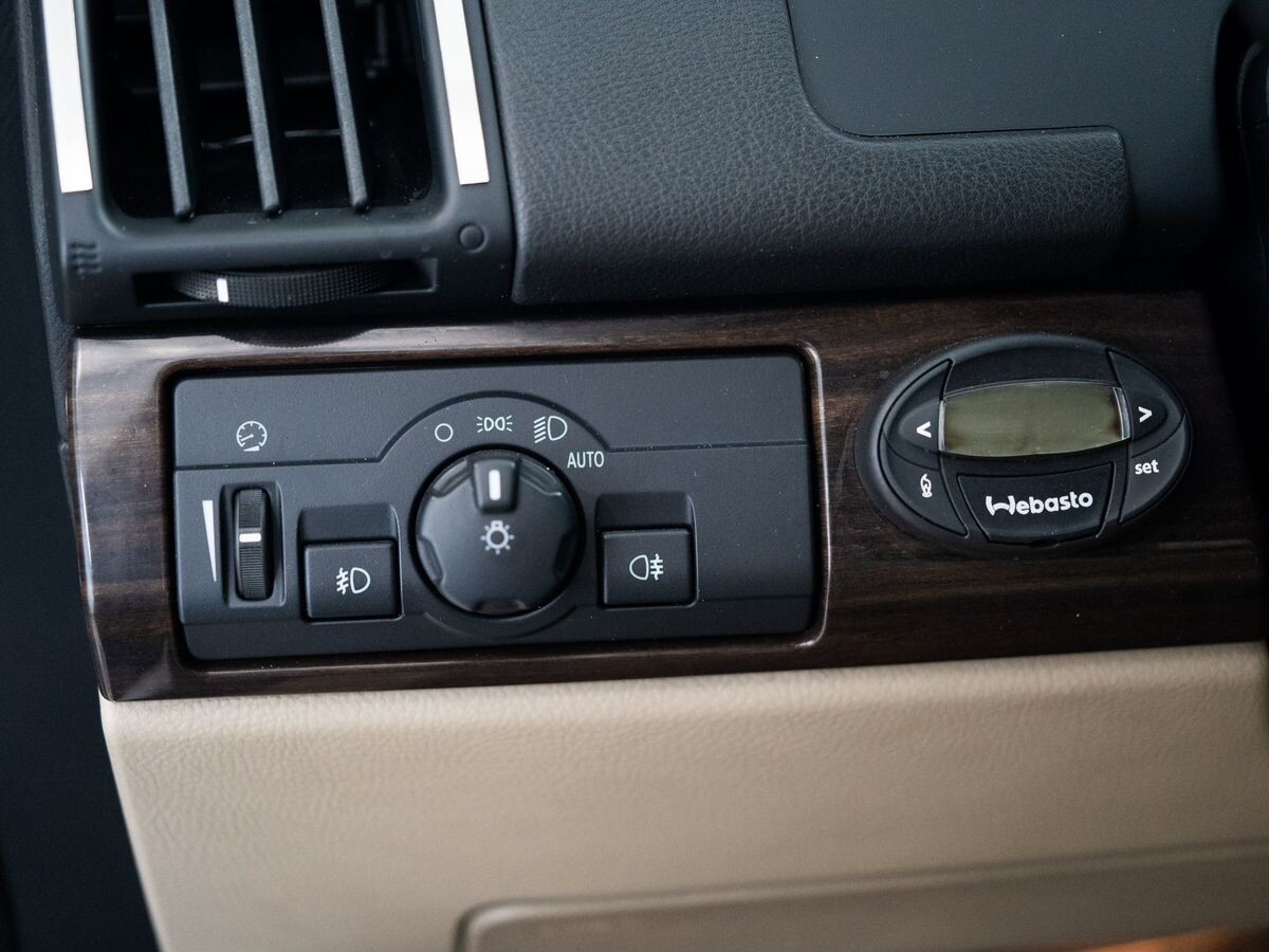 Land Rover Freelander 2012 - фото автомобиля