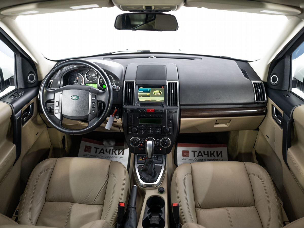 Land Rover Freelander 2012 - фото автомобиля