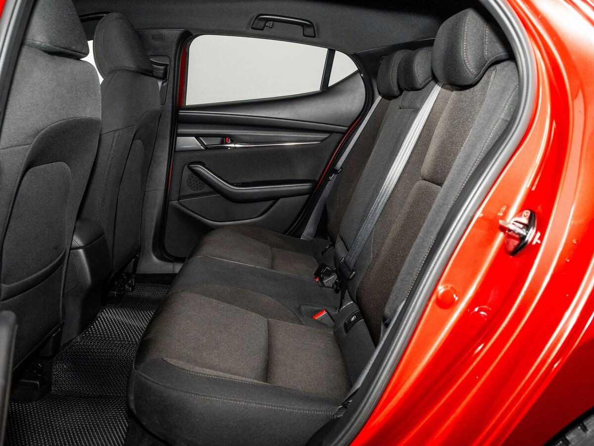 Mazda 3 2019 - фото автомобиля