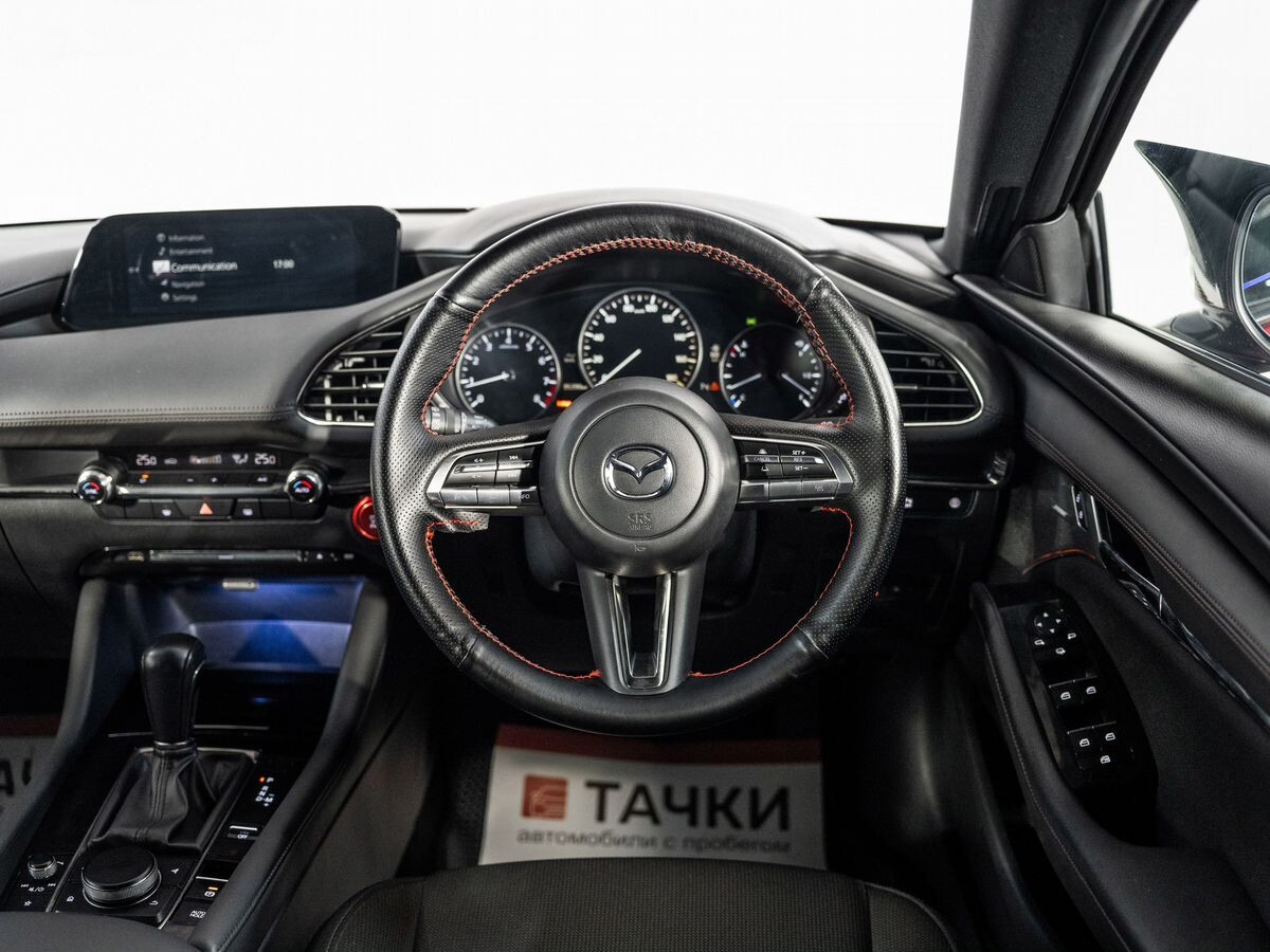 Mazda 3 2019 - фото автомобиля