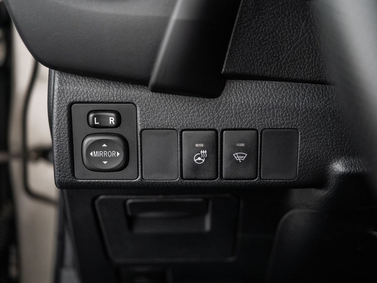 Toyota Corolla 2017 - фото автомобиля