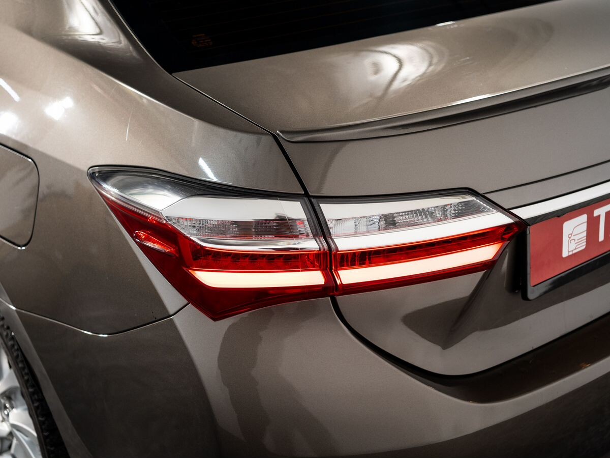 Toyota Corolla 2017 - фото автомобиля