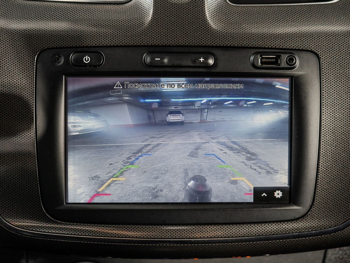 Renault Sandero 2019 - фото автомобиля