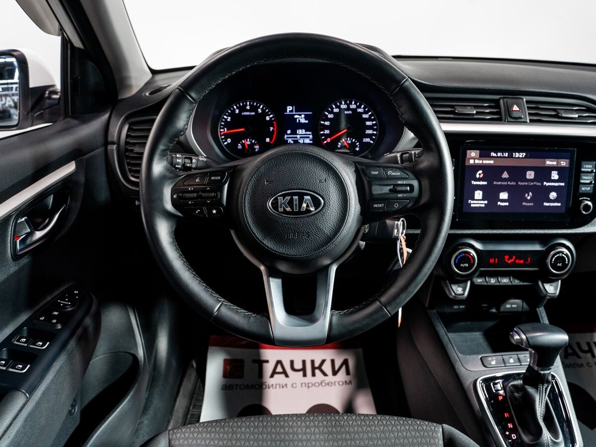 Kia Rio 2021 - фото автомобиля
