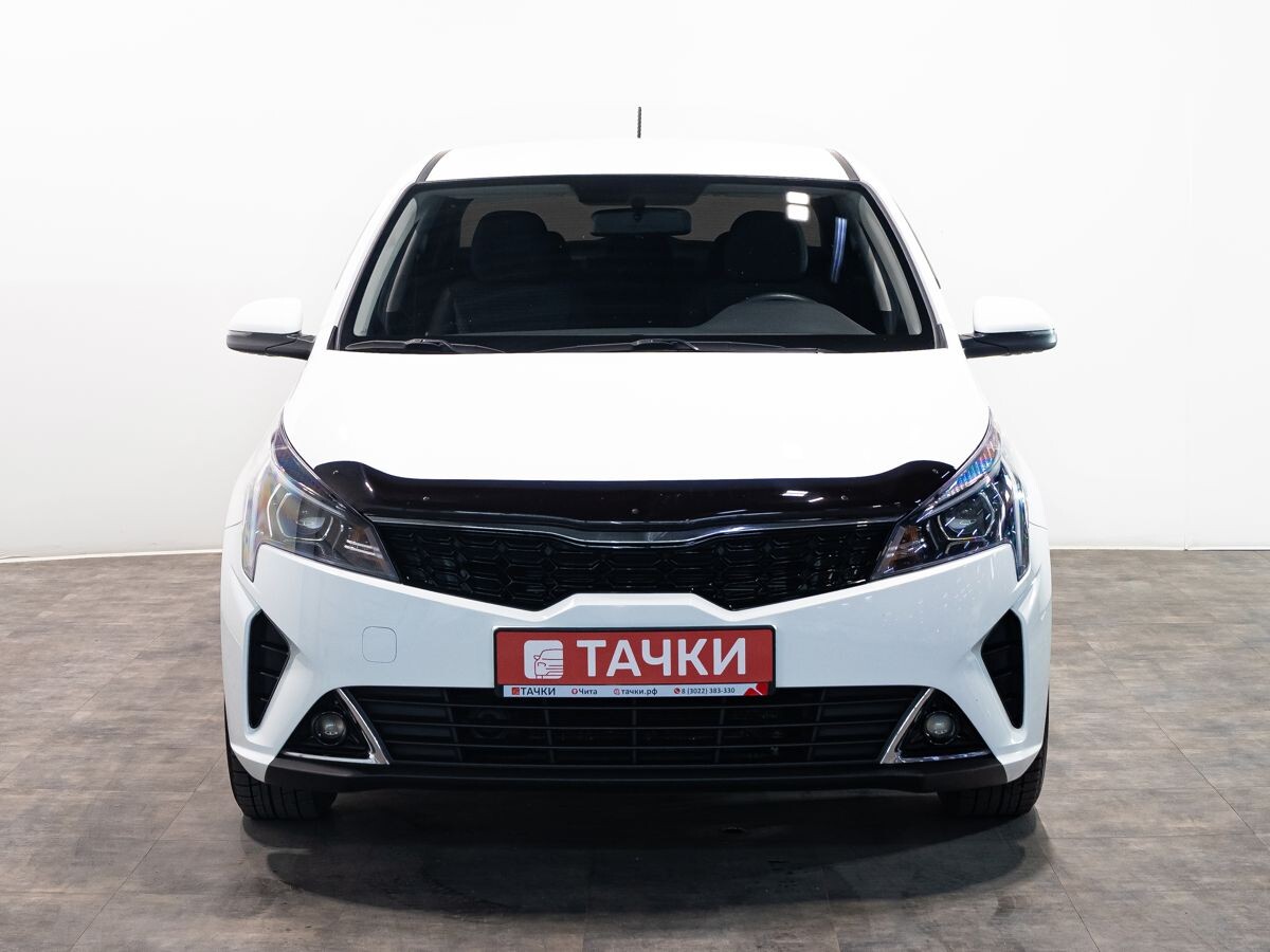 Kia Rio 2021 - фото автомобиля