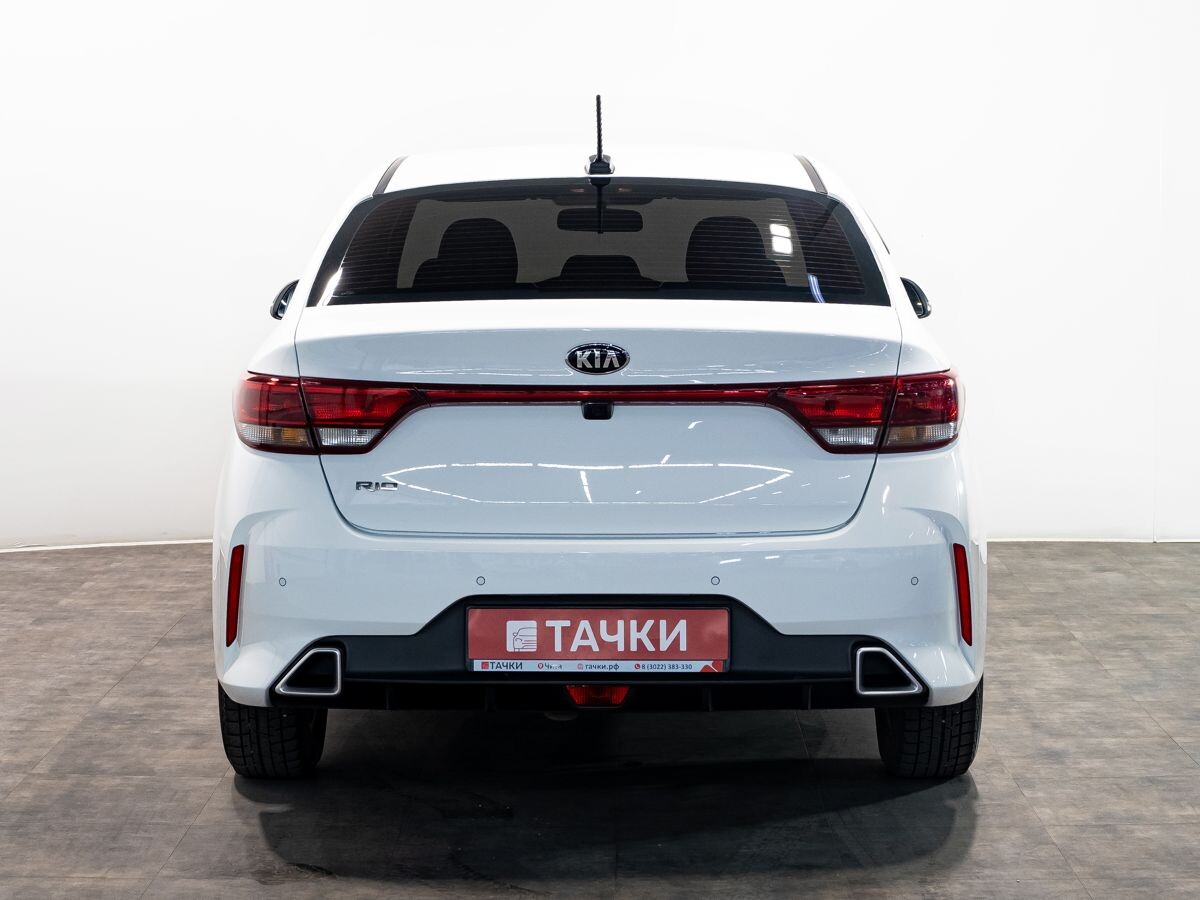 Kia Rio 2021 - фото автомобиля