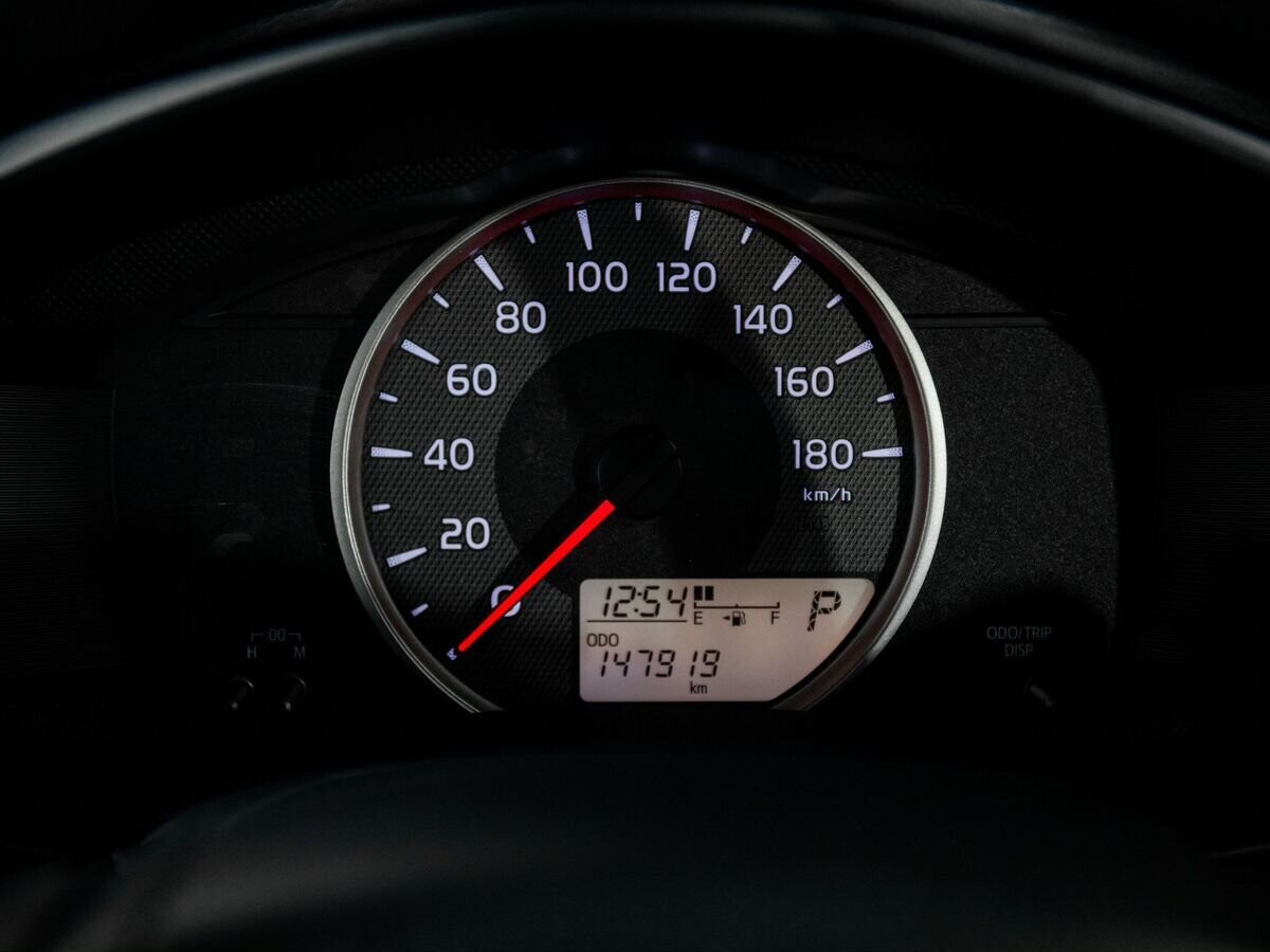 Toyota Corolla 2017 - фото автомобиля