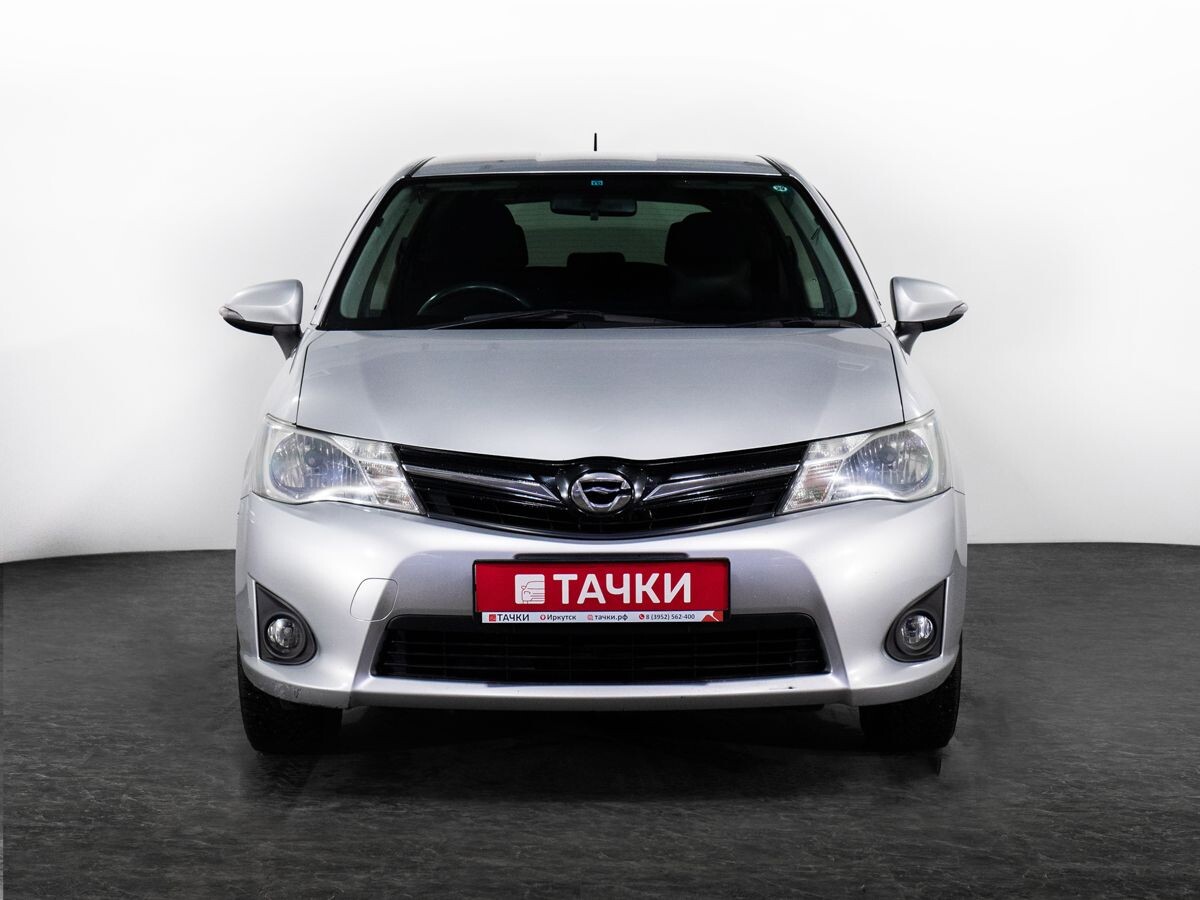 Toyota Corolla 2013 - фото автомобиля