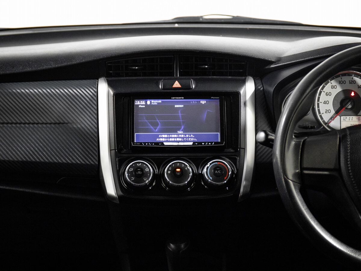 Toyota Corolla 2013 - фото автомобиля