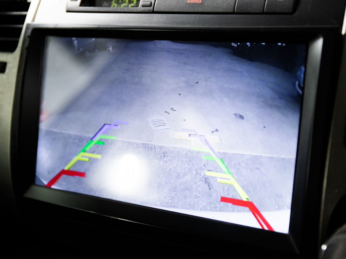 Toyota Prius 2011 - фото автомобиля