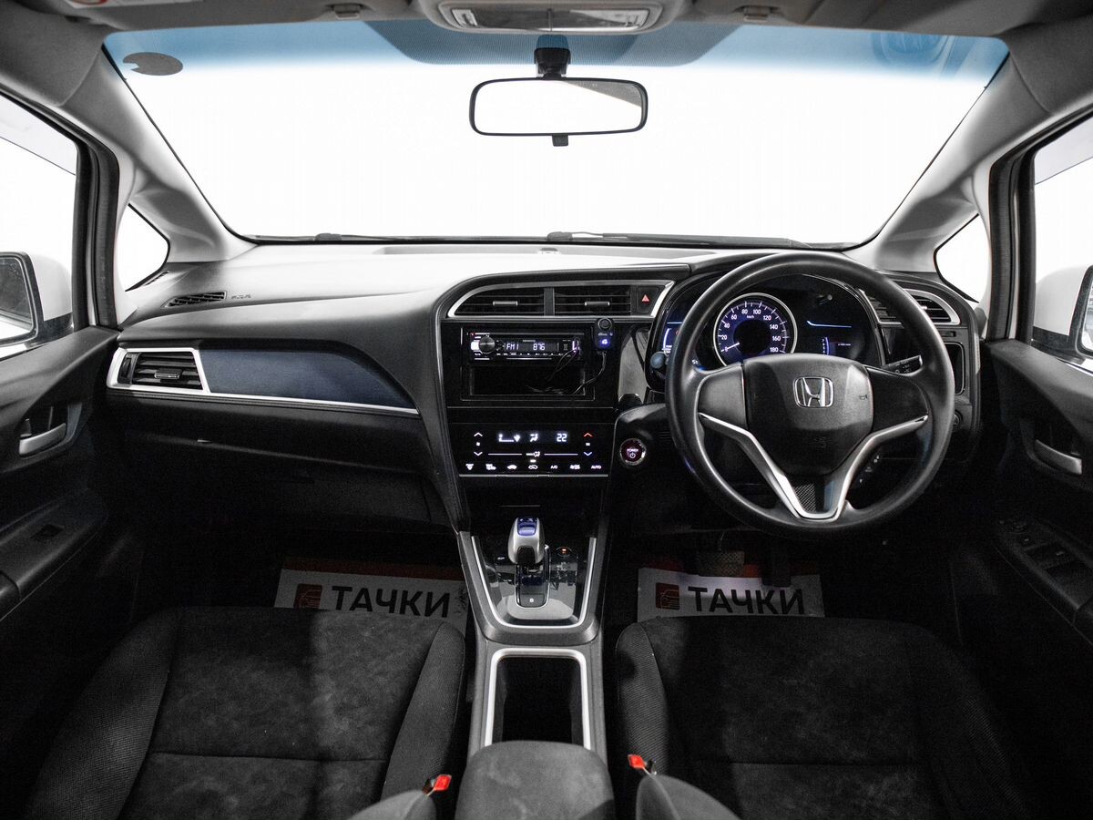 Honda Shuttle 2017 - фото автомобиля