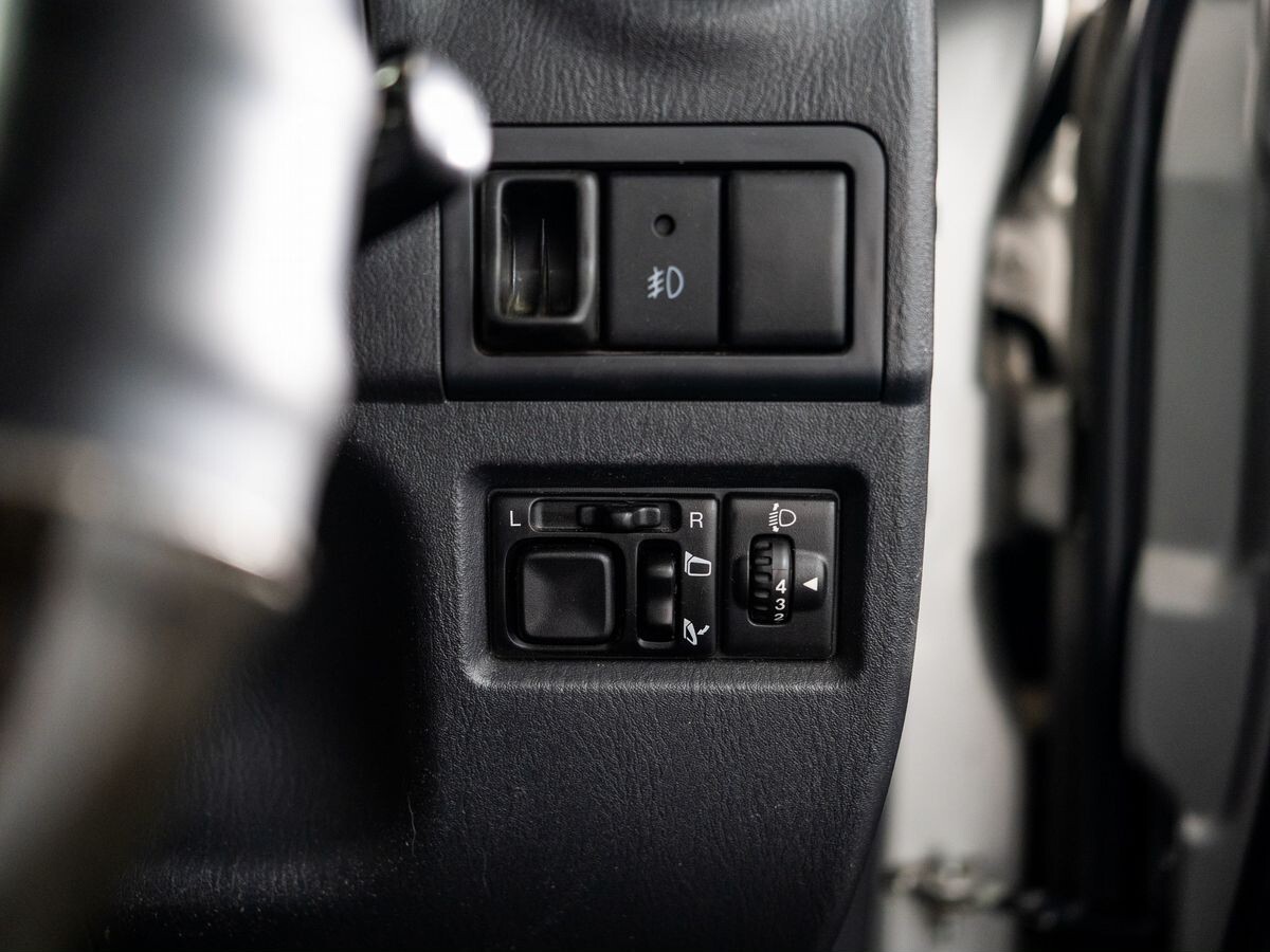 Suzuki Jimny 2016 - фото автомобиля