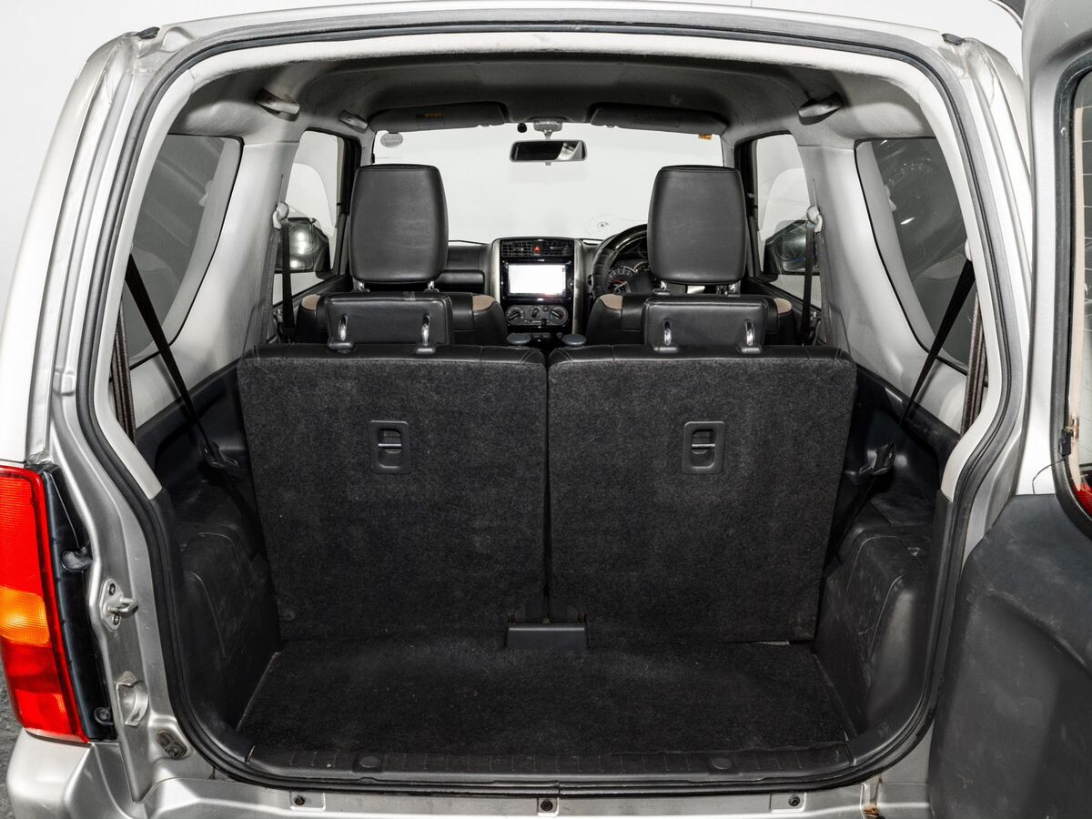 Suzuki Jimny 2016 - фото автомобиля