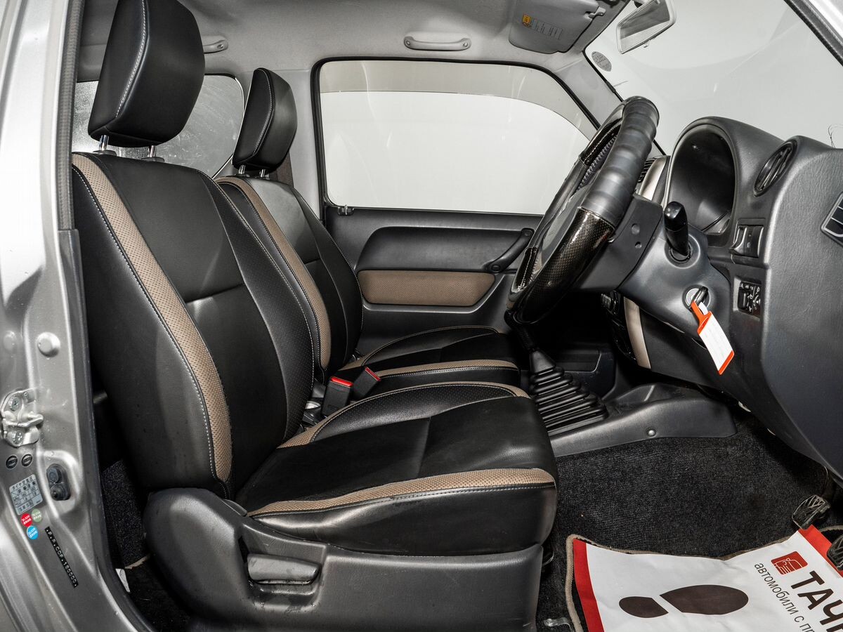 Suzuki Jimny 2016 - фото автомобиля