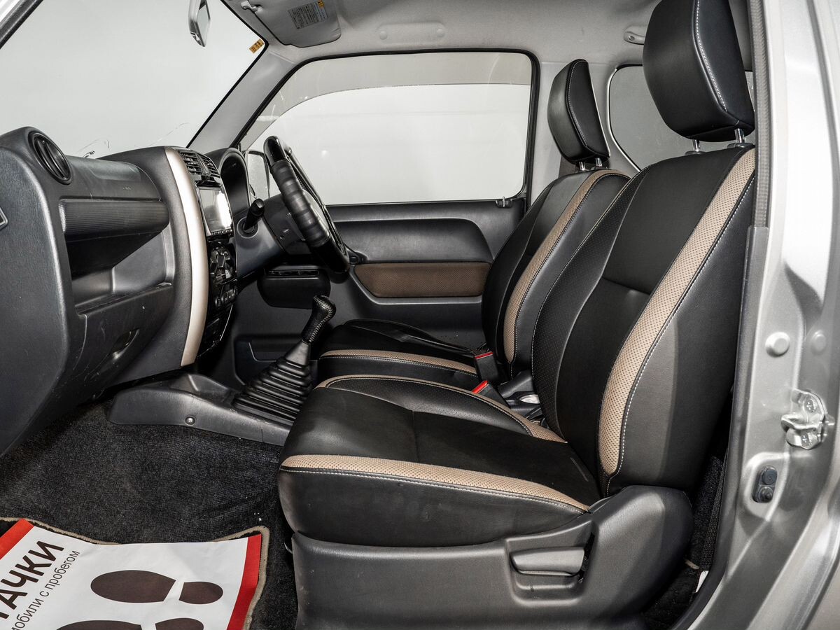 Suzuki Jimny 2016 - фото автомобиля