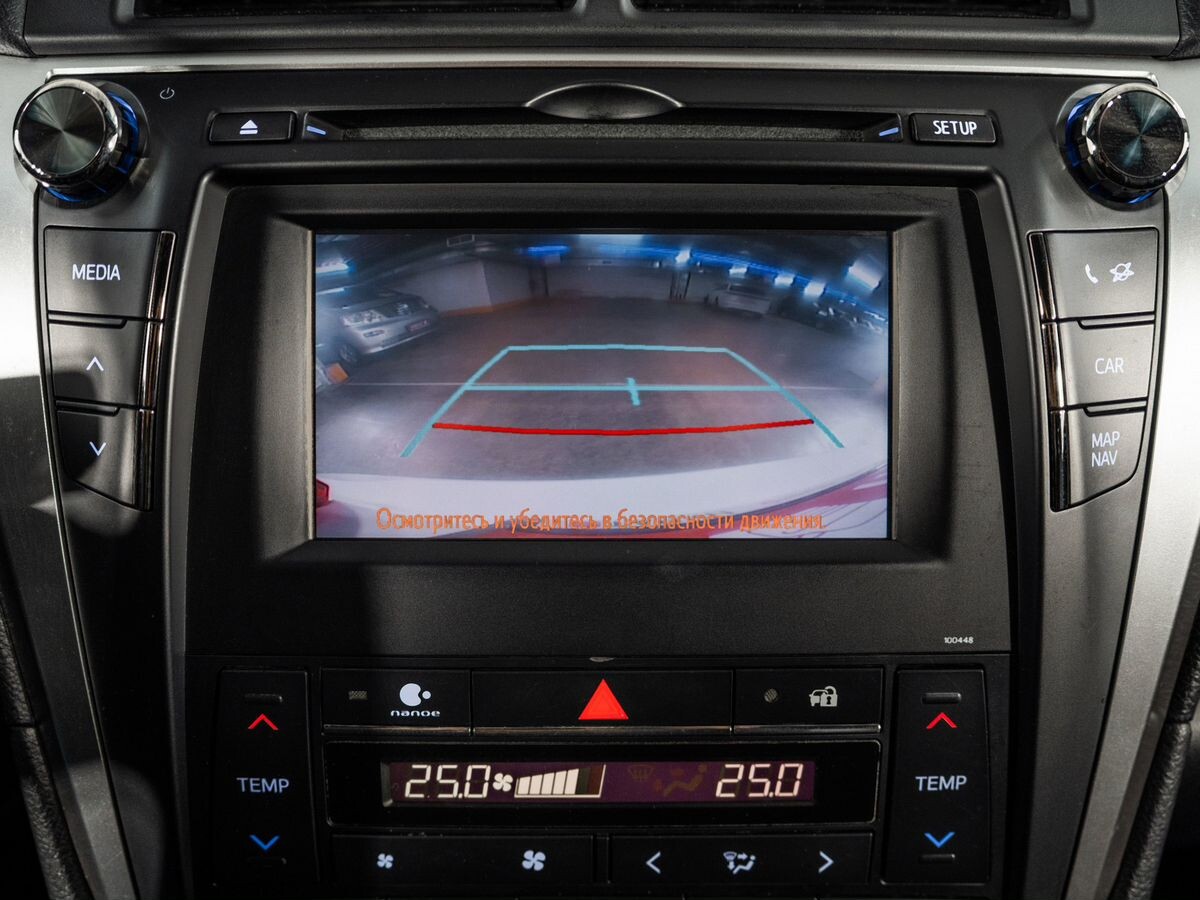 Toyota Camry 2014 - фото автомобиля