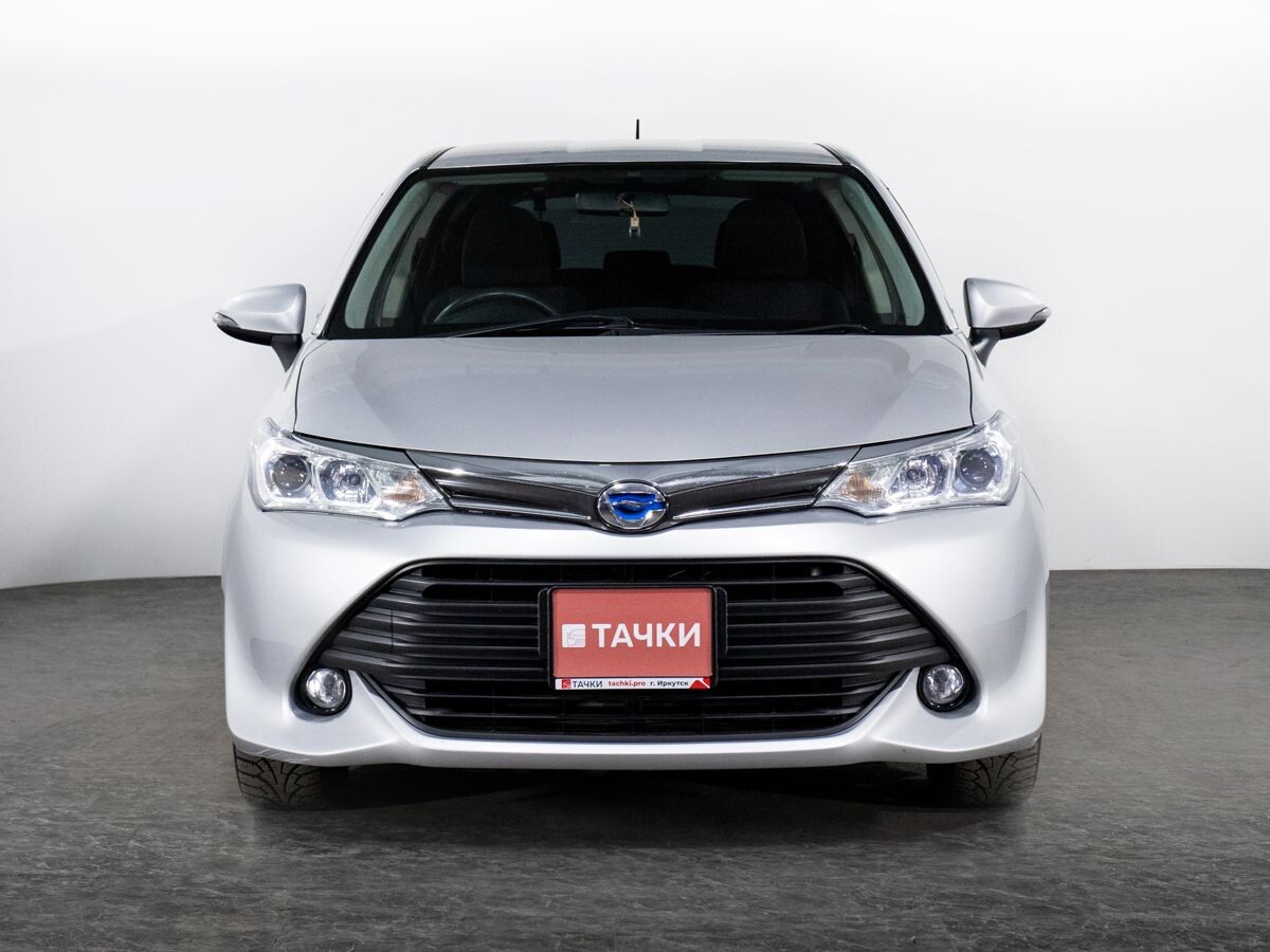 Toyota Corolla 2015 - фото автомобиля