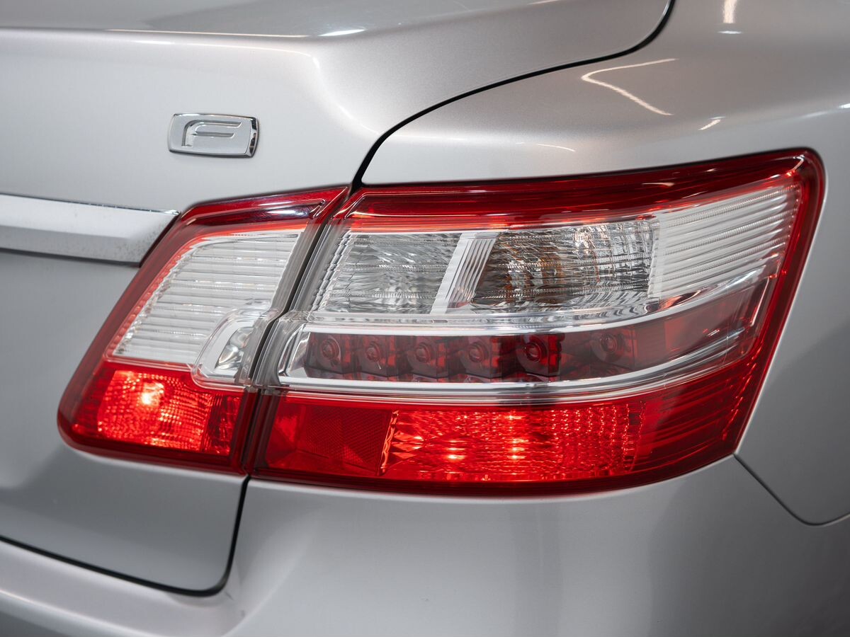 Toyota Premio 2010 - фото автомобиля