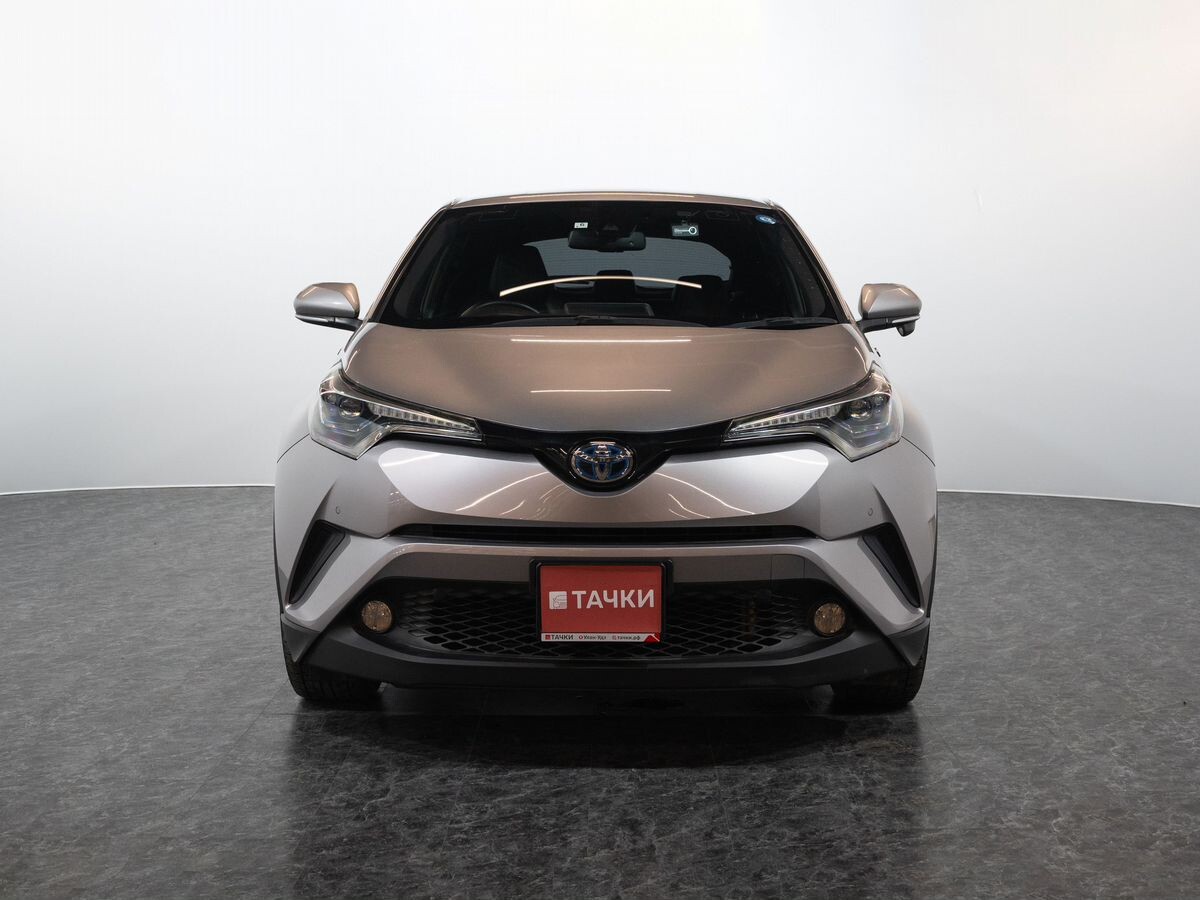 Toyota C-HR 2017 - фото автомобиля