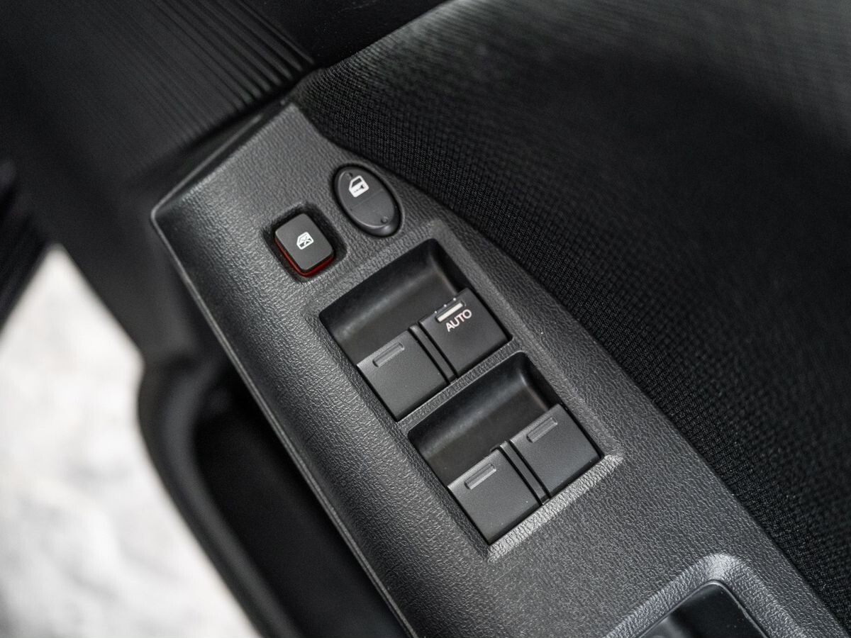 Honda Freed 2011 - фото автомобиля