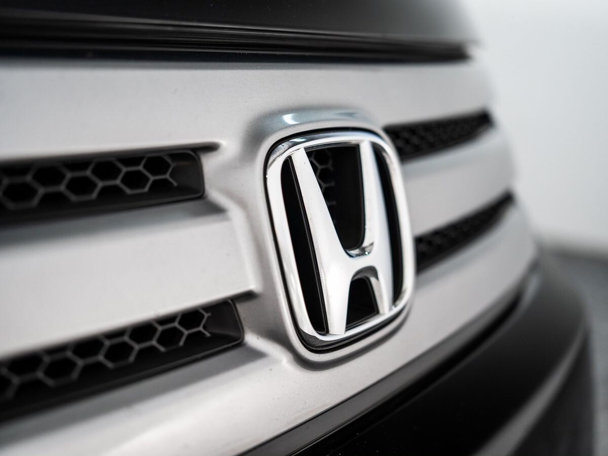 Honda Freed 2011 - фото автомобиля