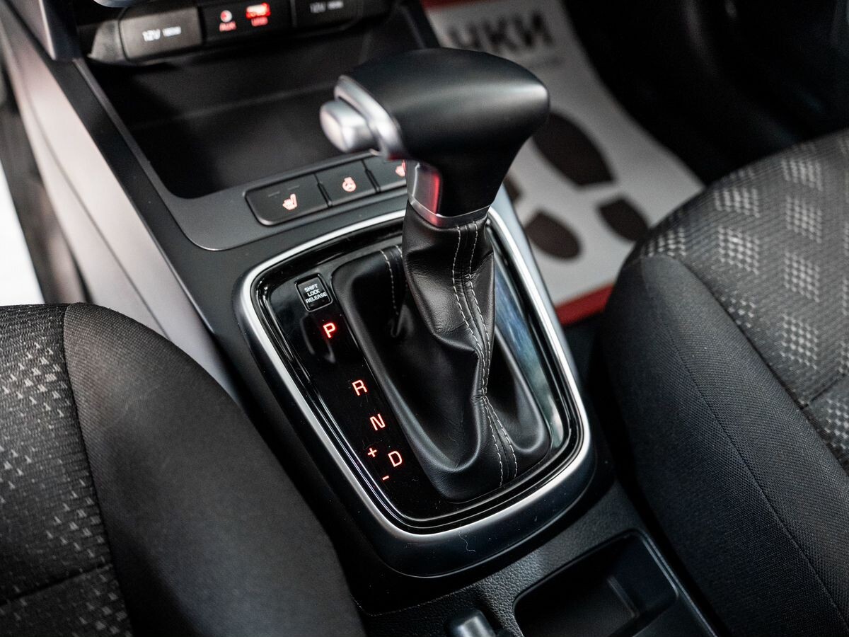 Kia Rio 2020 - фото автомобиля