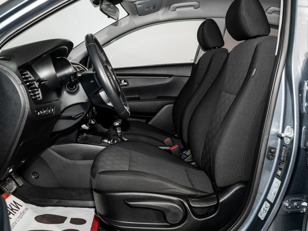 Kia Rio 2020 - фото автомобиля