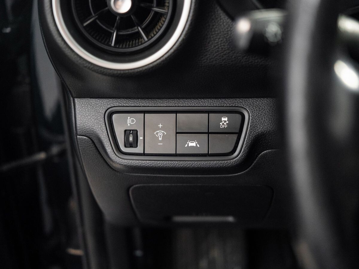 Kia K3 2019 - фото автомобиля