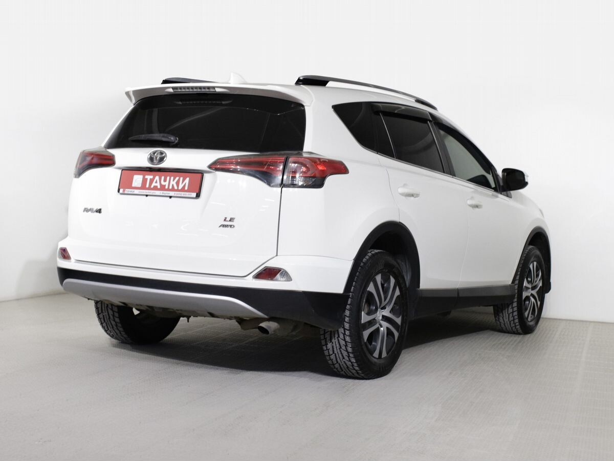 Toyota RAV4 2017 - фото автомобиля