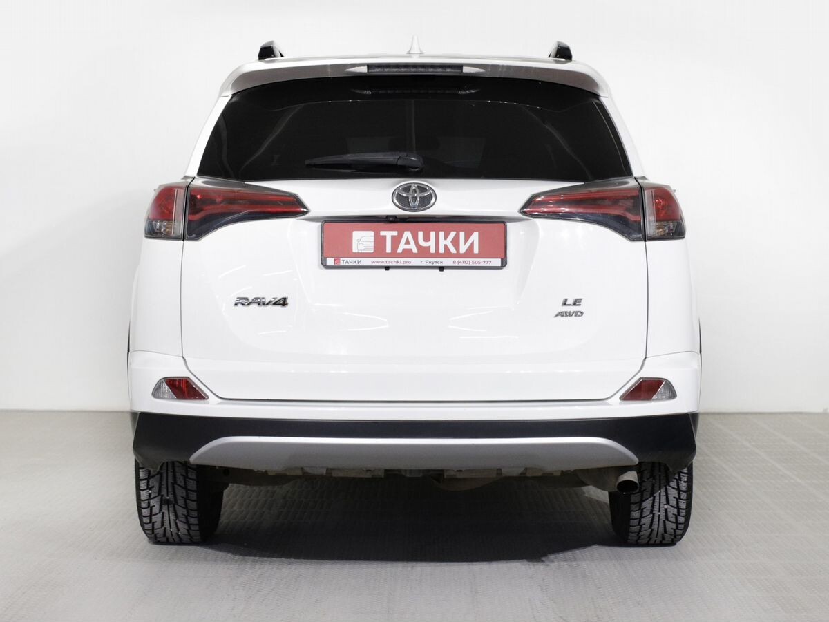 Toyota RAV4 2017 - фото автомобиля