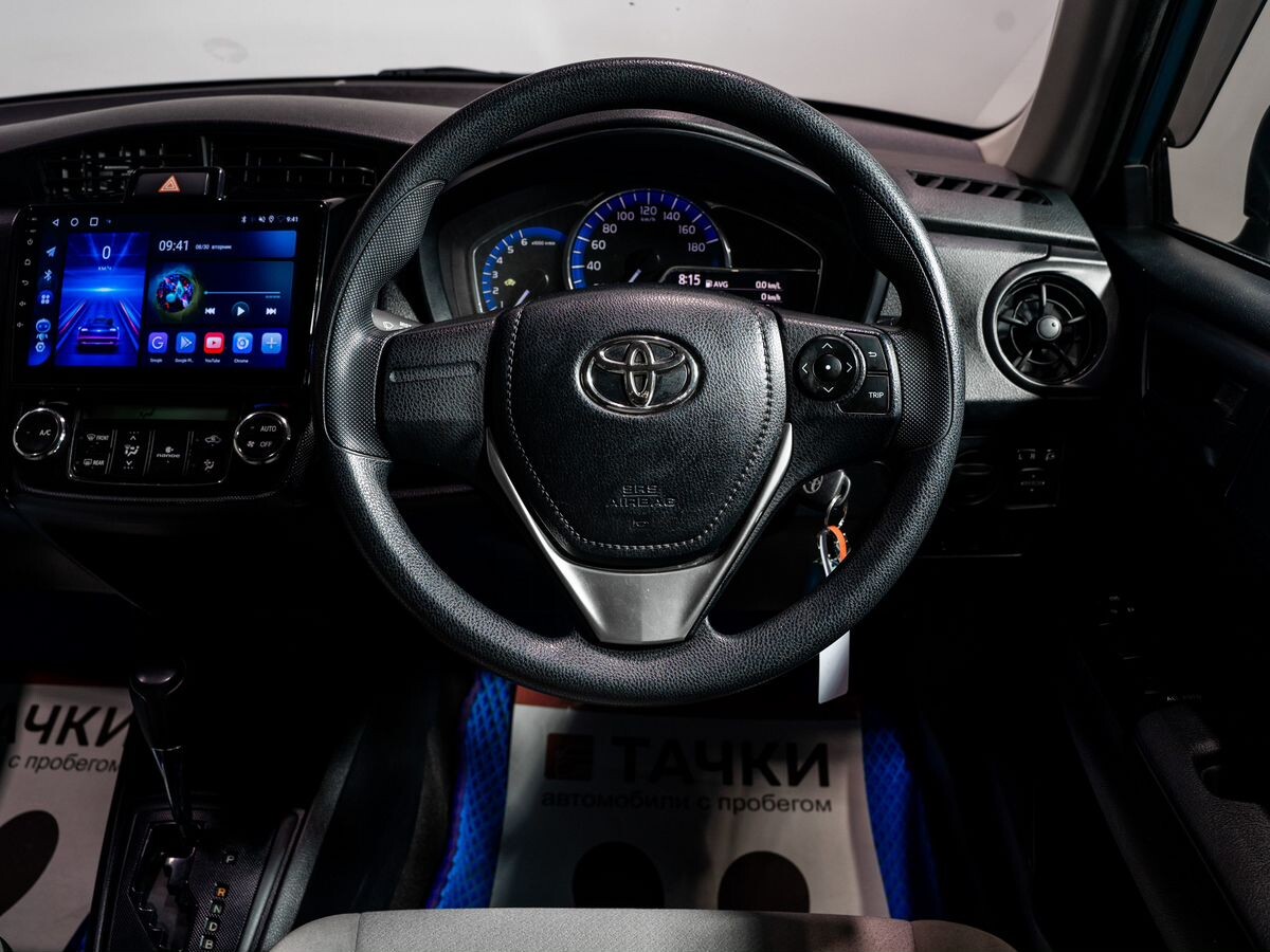 Toyota Corolla 2016 - фото автомобиля