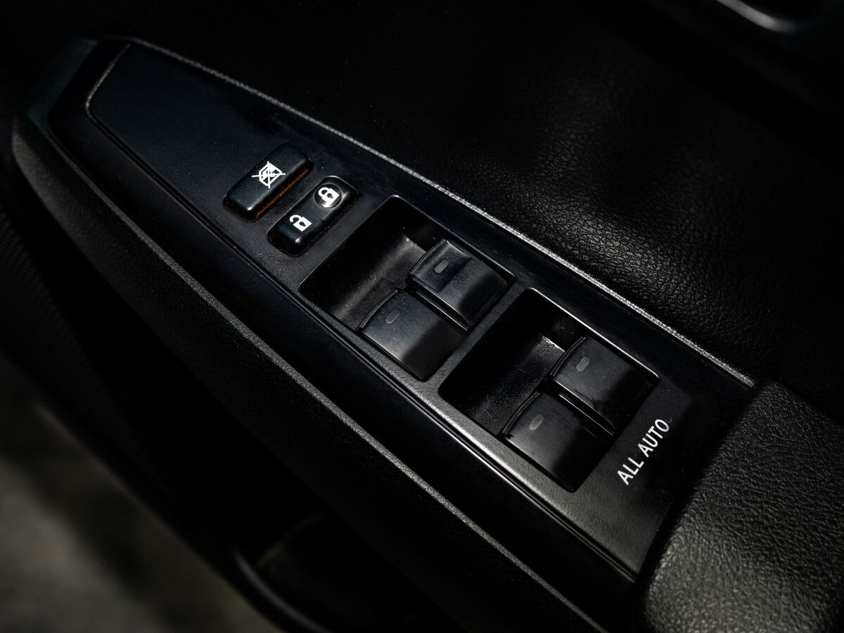 Toyota Corolla 2016 - фото автомобиля