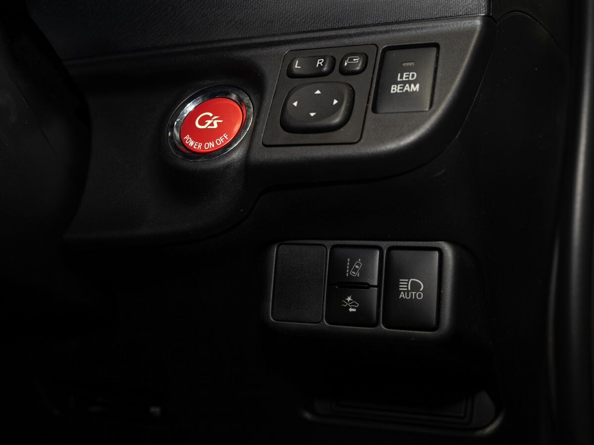 Toyota Aqua 2016 - фото автомобиля