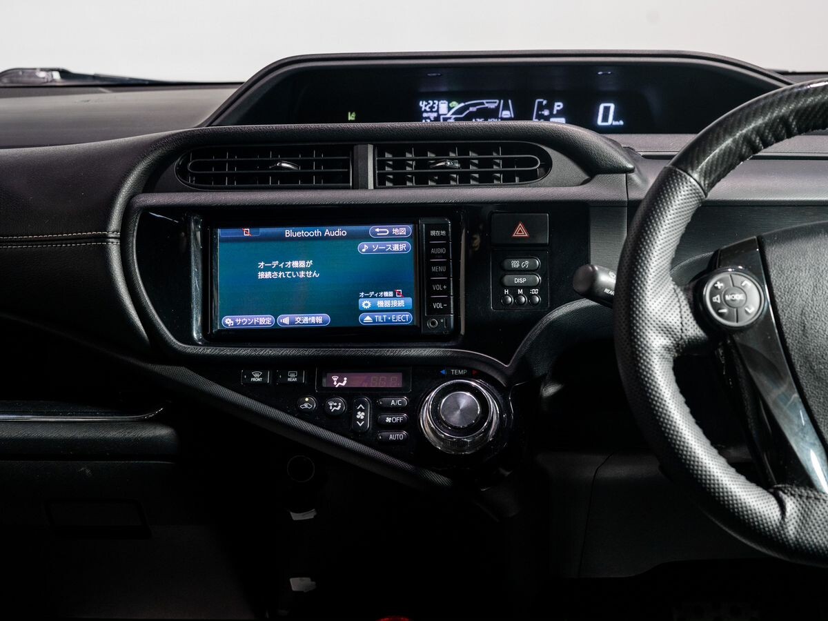 Toyota Aqua 2016 - фото автомобиля