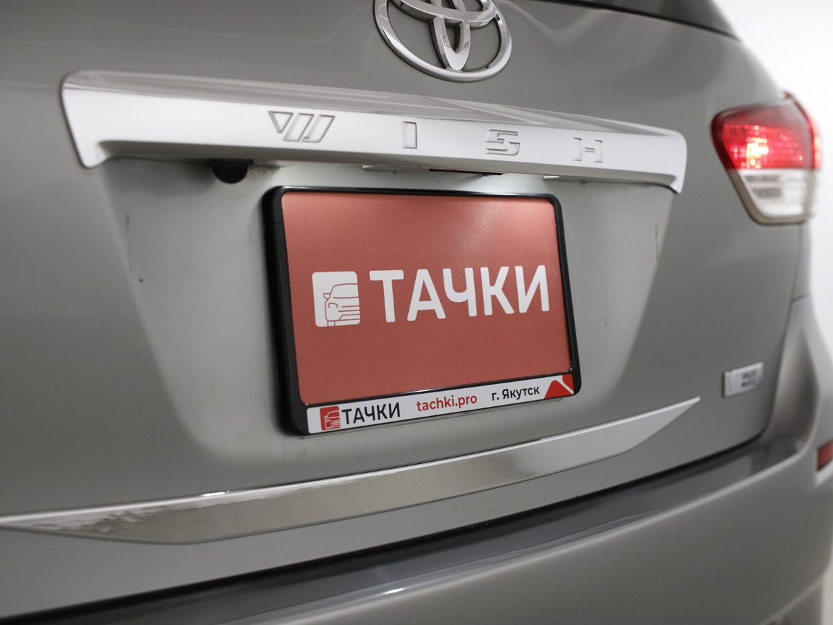 Toyota Wish 2009 - фото автомобиля