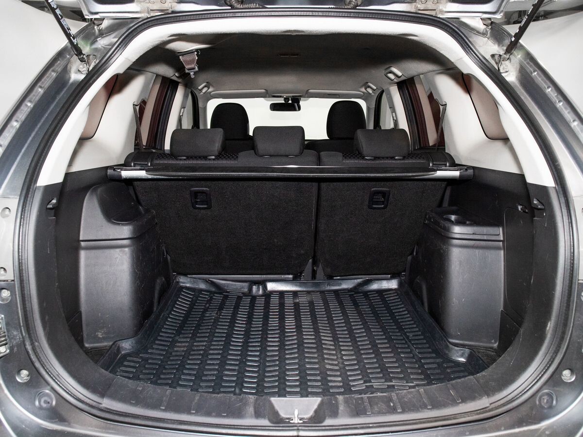 Mitsubishi Outlander 2012 - фото автомобиля