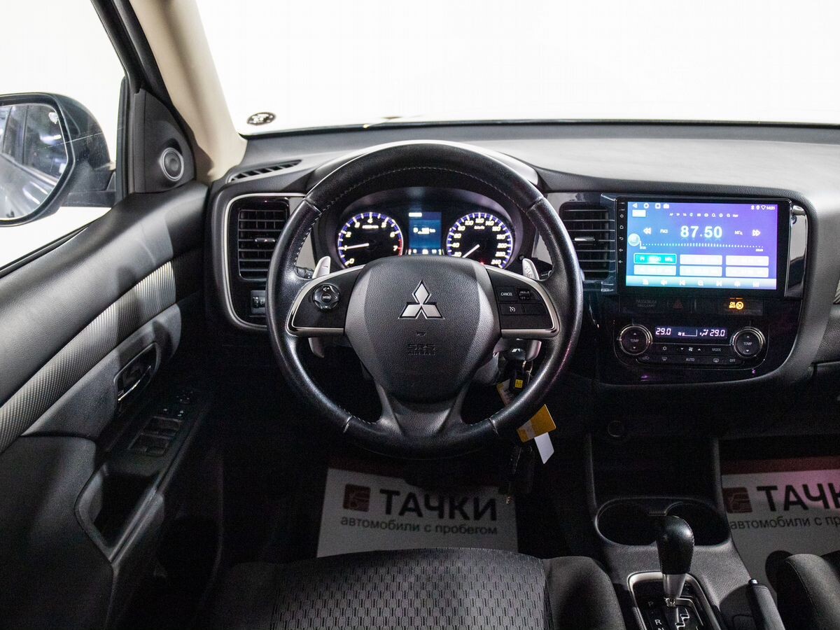 Mitsubishi Outlander 2012 - фото автомобиля