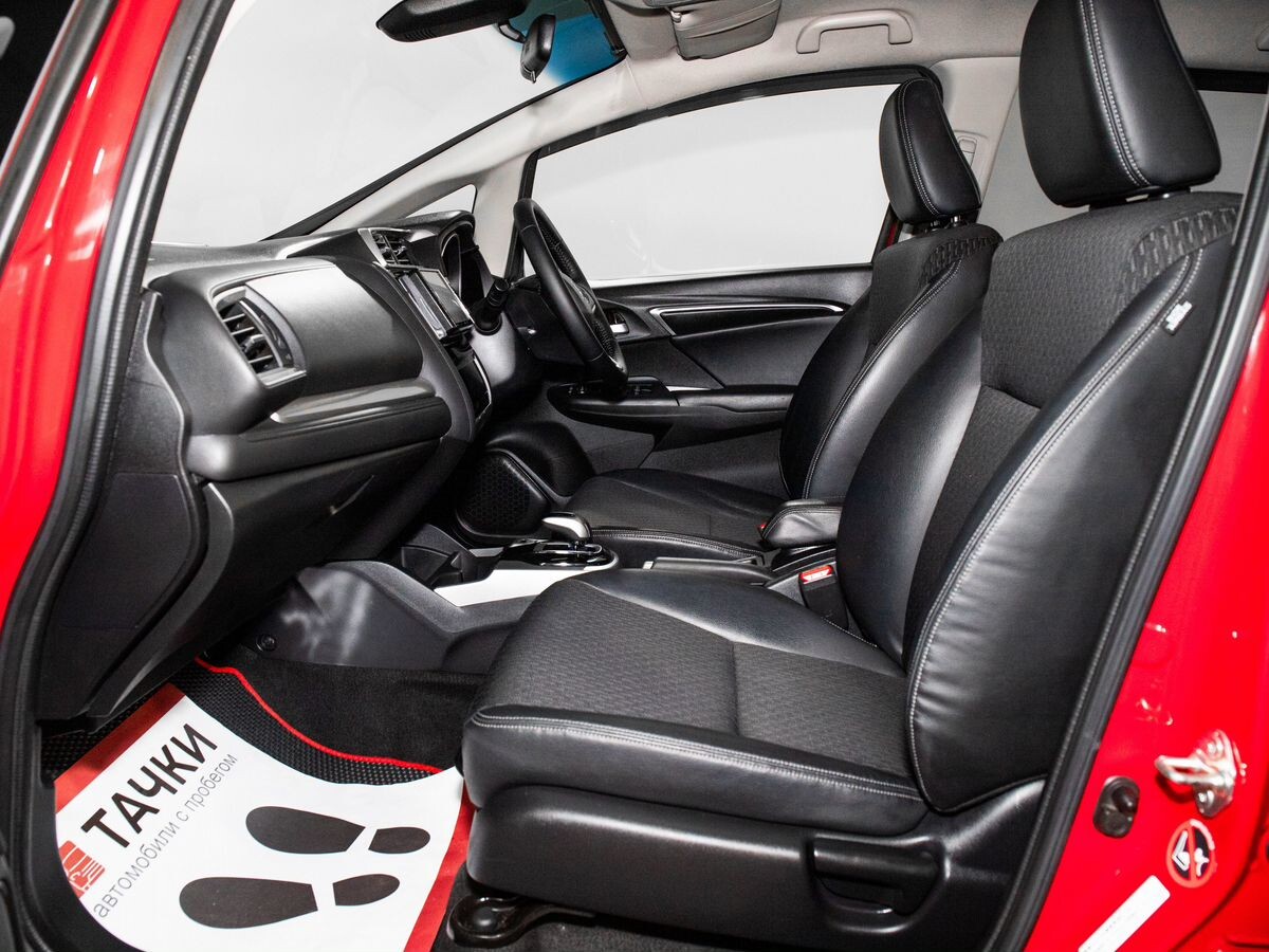 Honda Fit 2016 - фото автомобиля