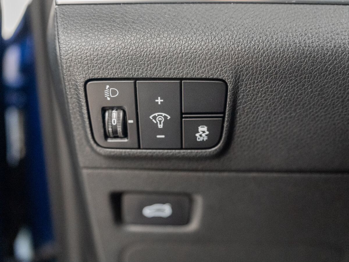 Kia K5 2021 - фото автомобиля