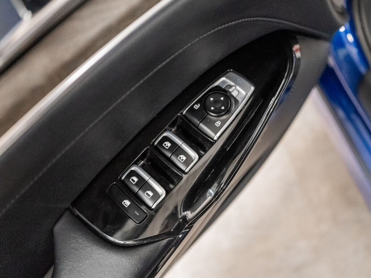 Kia K5 2021 - фото автомобиля