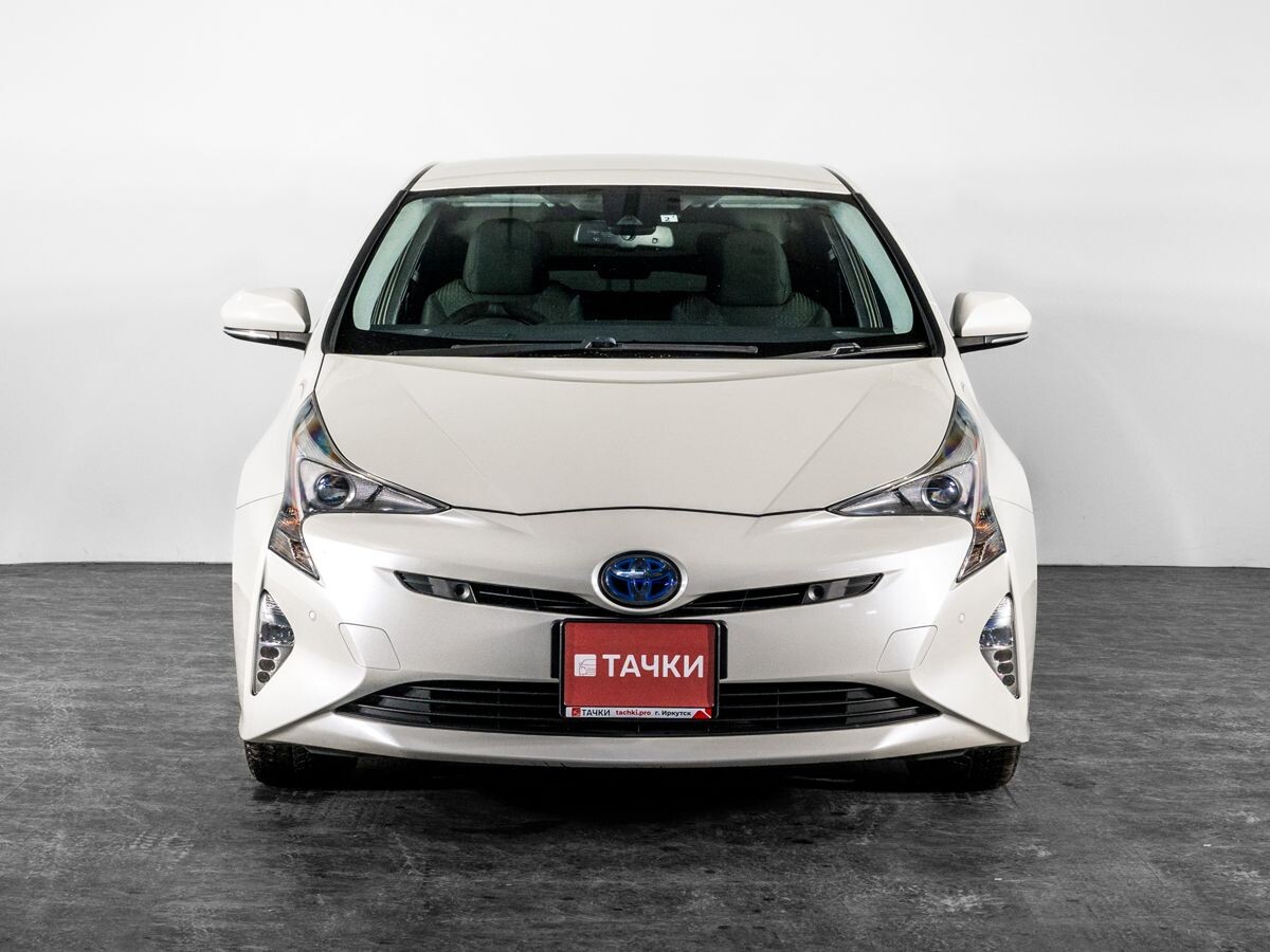 Toyota Prius 2016 - фото автомобиля
