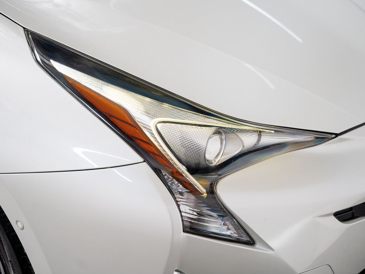 Toyota Prius 2016 - фото автомобиля