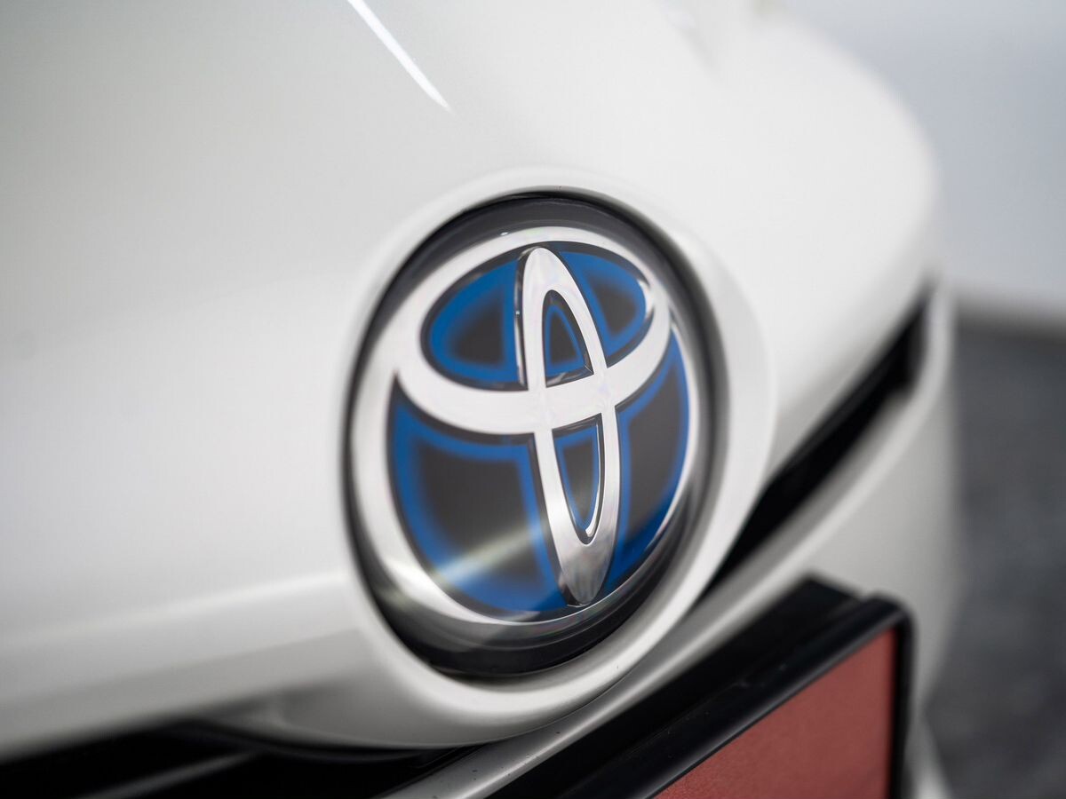 Toyota Prius 2016 - фото автомобиля